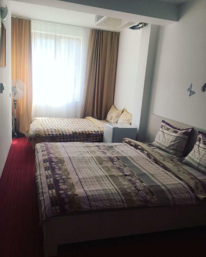Hotel Casa Mario à Băile Felix Extérieur photo